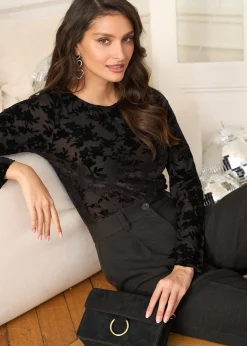 Top Clara